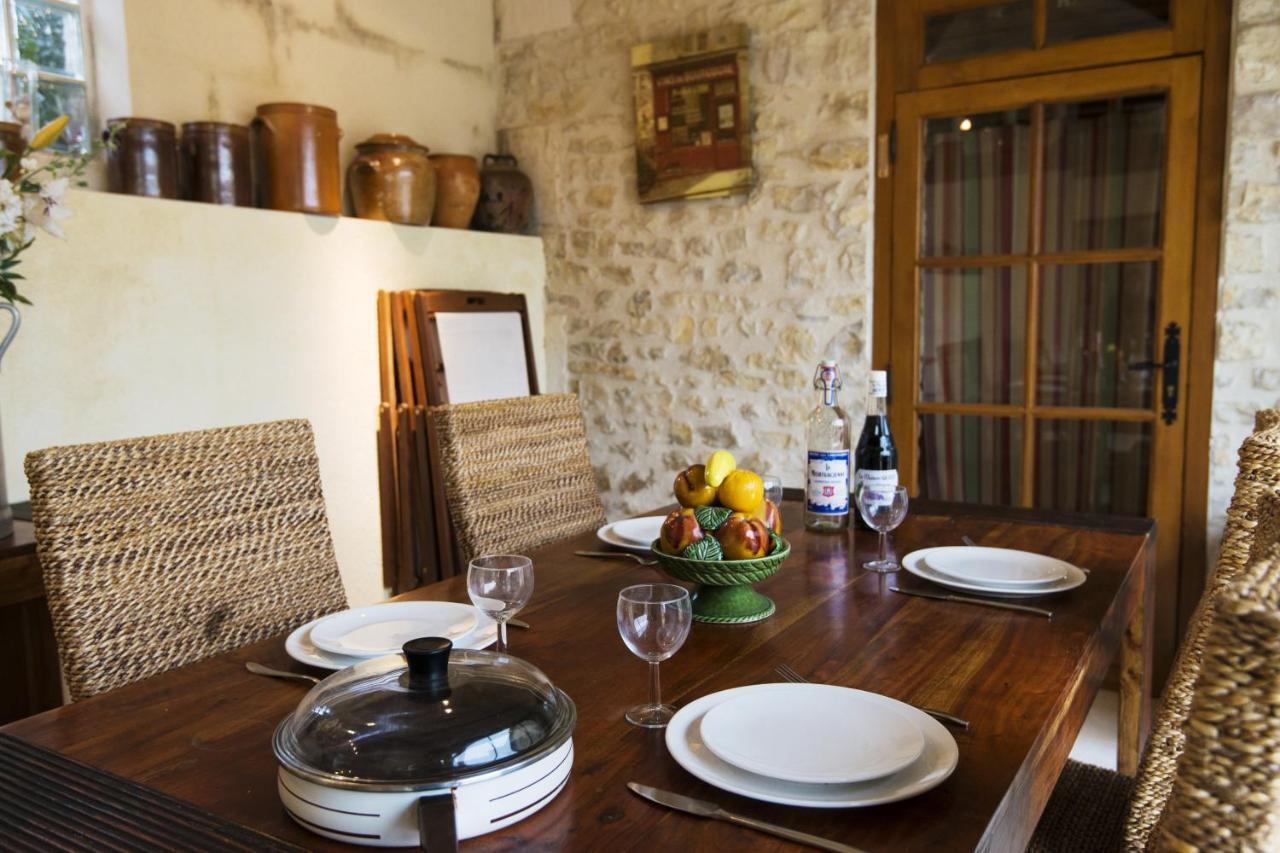 Le Riad Bourguignon Ouanne Extérieur photo